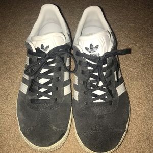 Adidas Grey White Suede Gazelle Size 5 Comfy